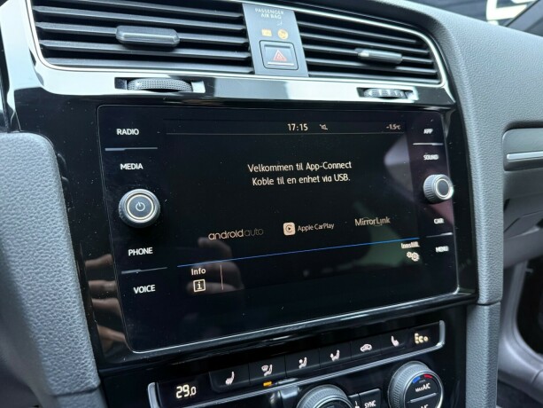 volkswagen-golf-elektrisitetbensin-2018-big-20