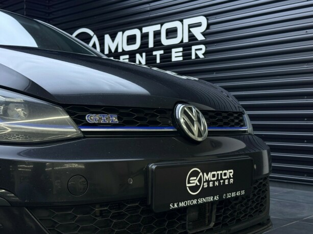 volkswagen-golf-elektrisitetbensin-2018-big-4