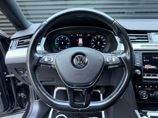 volkswagen-passat-elektrisitetbensin-2017-big-13