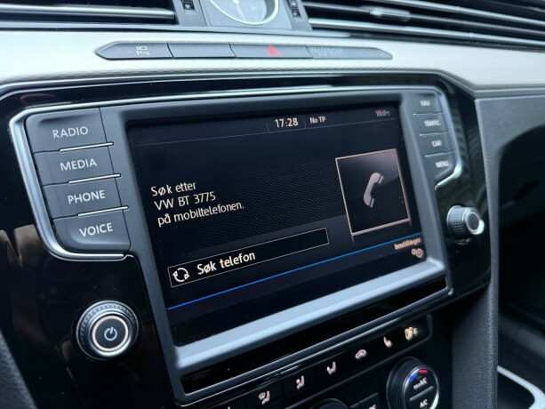 volkswagen-passat-elektrisitetbensin-2017-big-21