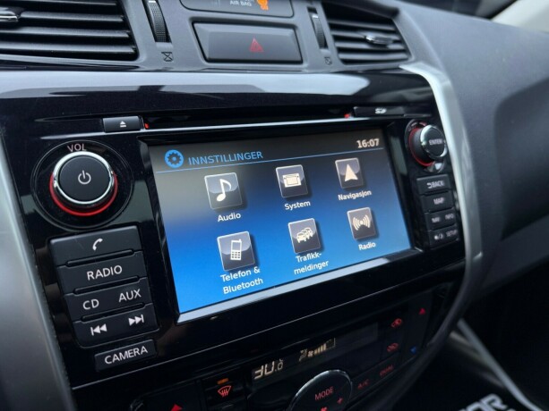 nissan-navara-diesel-2019-big-17