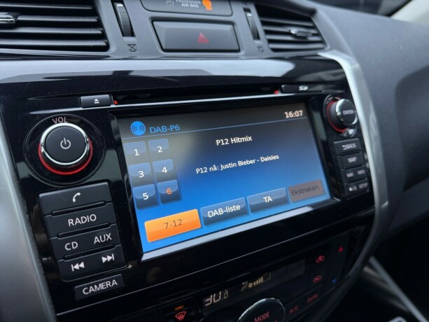 nissan-navara-diesel-2019-big-19