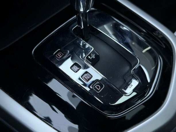 nissan-navara-diesel-2019-big-23