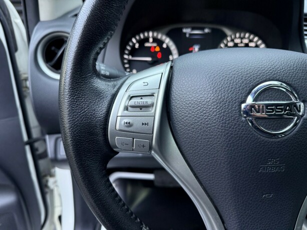 nissan-navara-diesel-2019-big-12