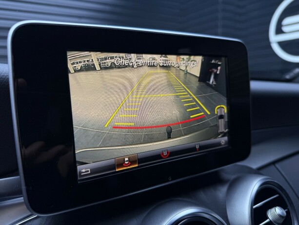 mercedes-benz-c-klasse-elektrisitetbensin-2018-big-18