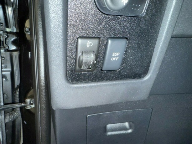 nissan-qashqai-diesel-2010-big-12