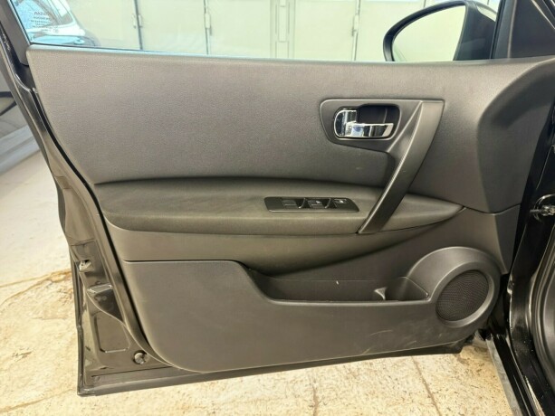 nissan-qashqai-diesel-2010-big-14