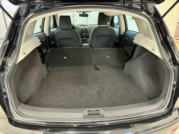 nissan-qashqai-diesel-2010-big-24