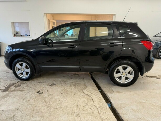 nissan-qashqai-diesel-2010-big-2