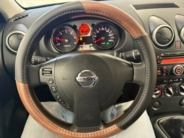 nissan-qashqai-diesel-2010-big-8