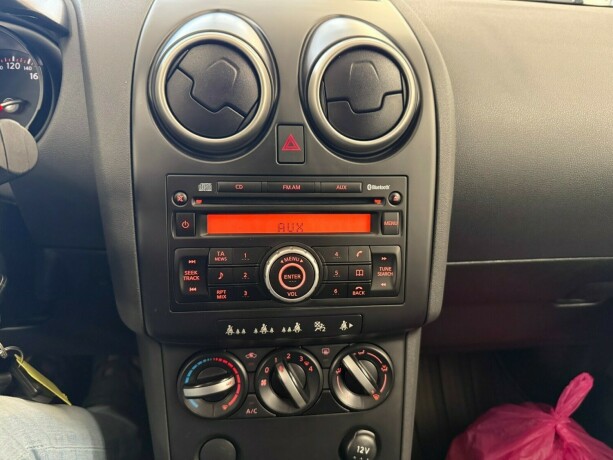 nissan-qashqai-diesel-2010-big-10