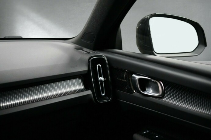 volvo-xc-40-plug-in-petrol-2021-big-14