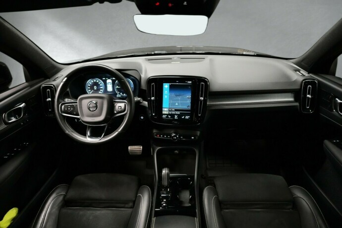 volvo-xc-40-plug-in-petrol-2021-big-10