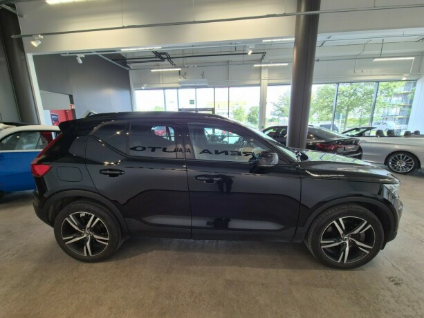 volvo-xc-40-plug-in-petrol-2021-big-60