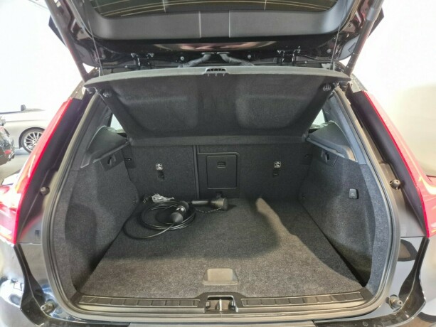 volvo-xc-40-plug-in-petrol-2021-big-31