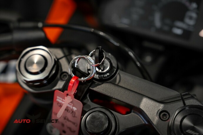 ktm-rc-125-bensin-2023-big-16