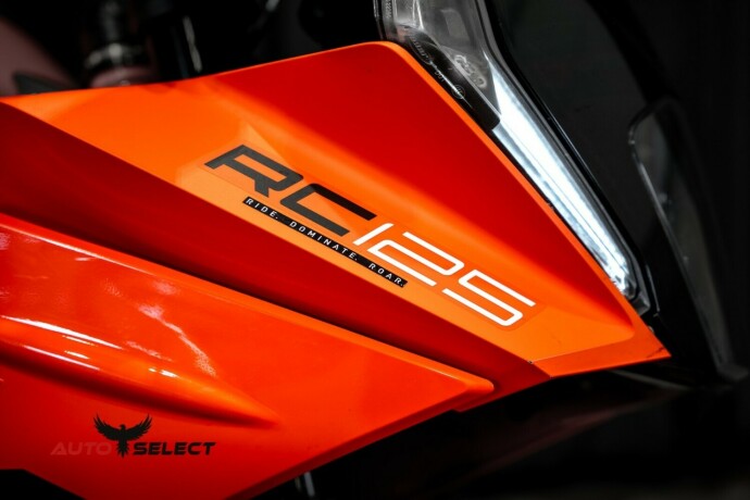 ktm-rc-125-bensin-2023-big-2