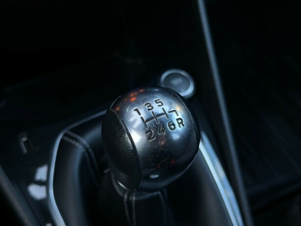 ford-fiesta-bensin-2018-big-18