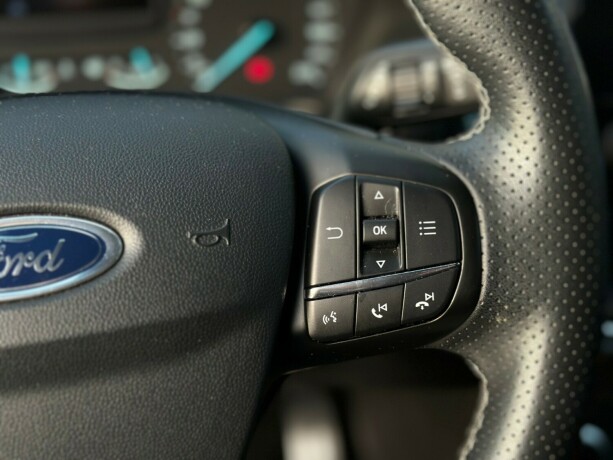 ford-fiesta-bensin-2018-big-15