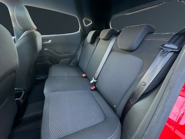 ford-fiesta-bensin-2018-big-11