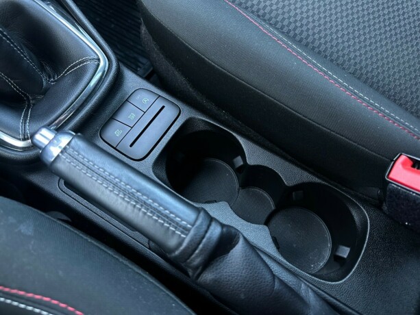 ford-fiesta-bensin-2018-big-16