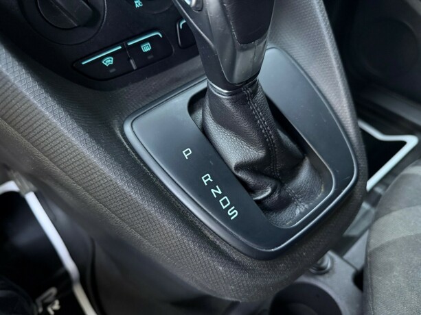 ford-transit-connect-diesel-2017-big-20