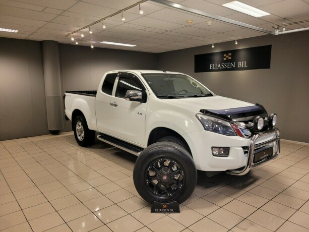 isuzu-d-max-diesel-2016-big-0
