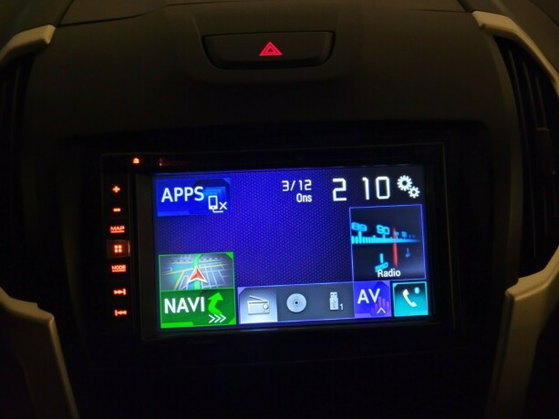 isuzu-d-max-diesel-2016-big-24