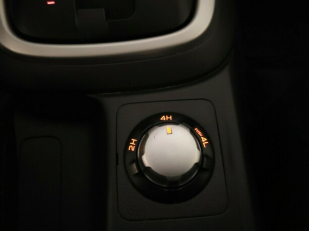 isuzu-d-max-diesel-2016-big-23