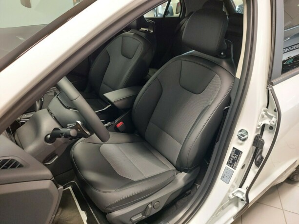 kia-e-niro-elektrisitet-2025-big-19