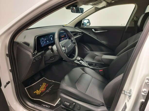 kia-e-niro-elektrisitet-2025-big-16
