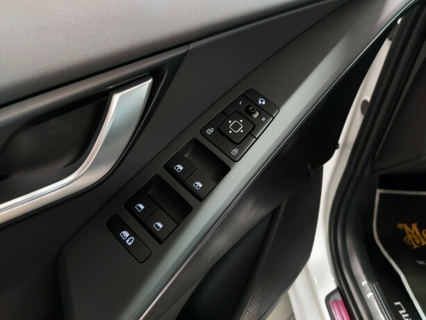 kia-e-niro-elektrisitet-2025-big-25