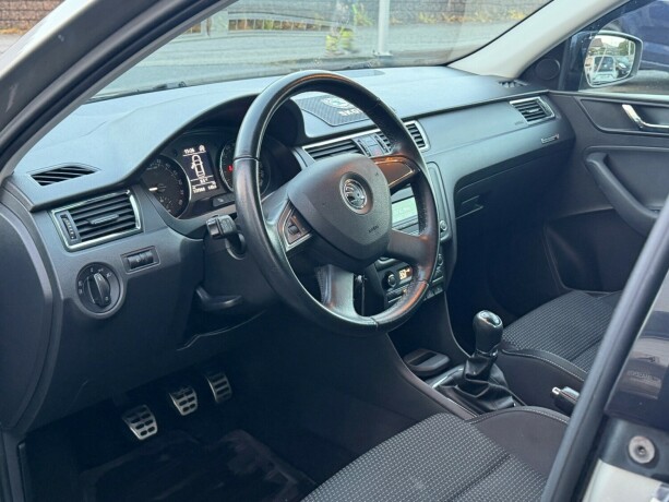 skoda-rapid-diesel-2013-big-6