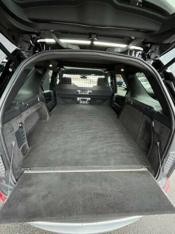 land-rover-discovery-diesel-2020-big-18