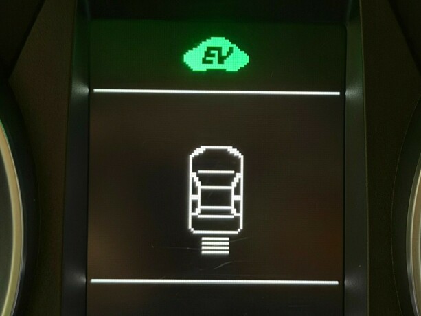 toyota-auris-elektrisitetbensin-2013-big-15