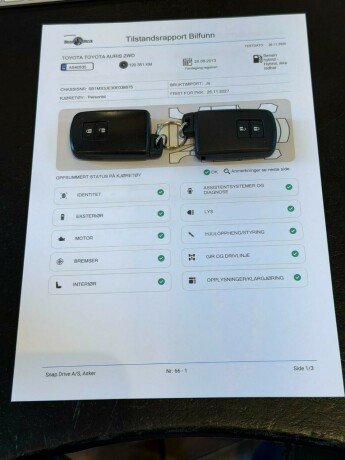 toyota-auris-elektrisitetbensin-2013-big-21