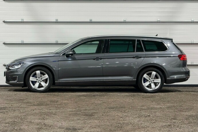 volkswagen-passat-elektrisitetbensin-2017-big-4