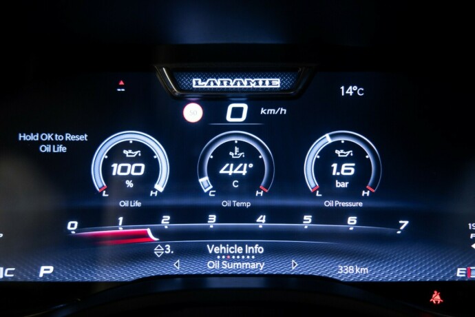 ram-1500-bensin-2025-big-10