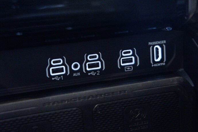 ram-1500-bensin-2025-big-21