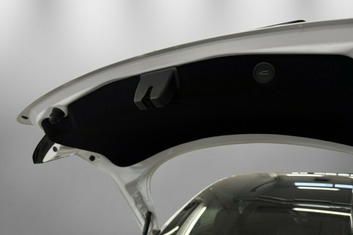 tesla-model-3-elektrisitet-2024-big-8