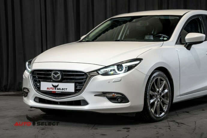 mazda-3-bensin-2017-big-5