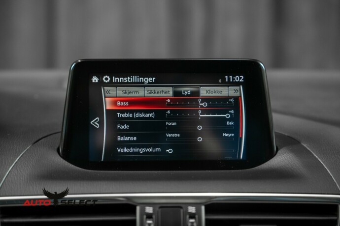 mazda-3-bensin-2017-big-42