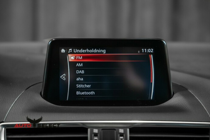 mazda-3-bensin-2017-big-39