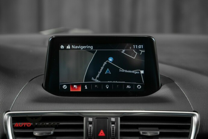 mazda-3-bensin-2017-big-34