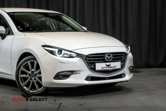 mazda-3-bensin-2017-big-1