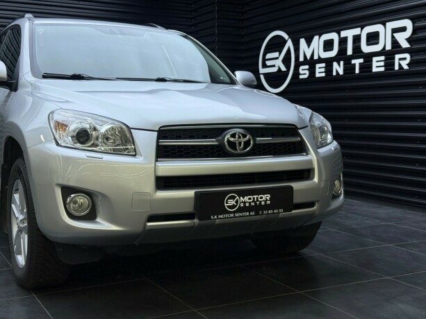 toyota-rav4-diesel-2009-big-4