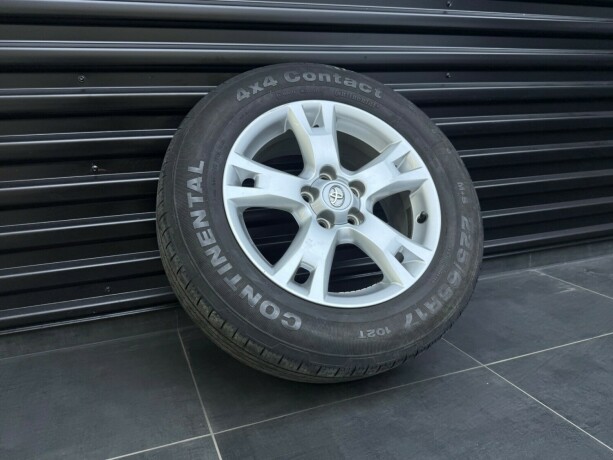 toyota-rav4-diesel-2009-big-26