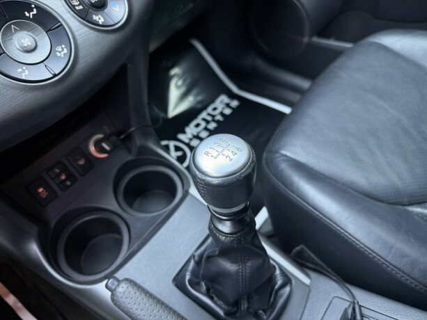 toyota-rav4-diesel-2009-big-19