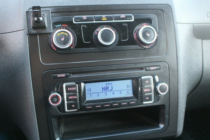 volkswagen-caddy-diesel-2012-big-9