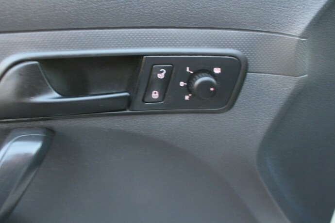 volkswagen-caddy-diesel-2012-big-7